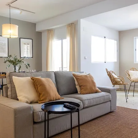 Apartamento En El Paseo De Oliva